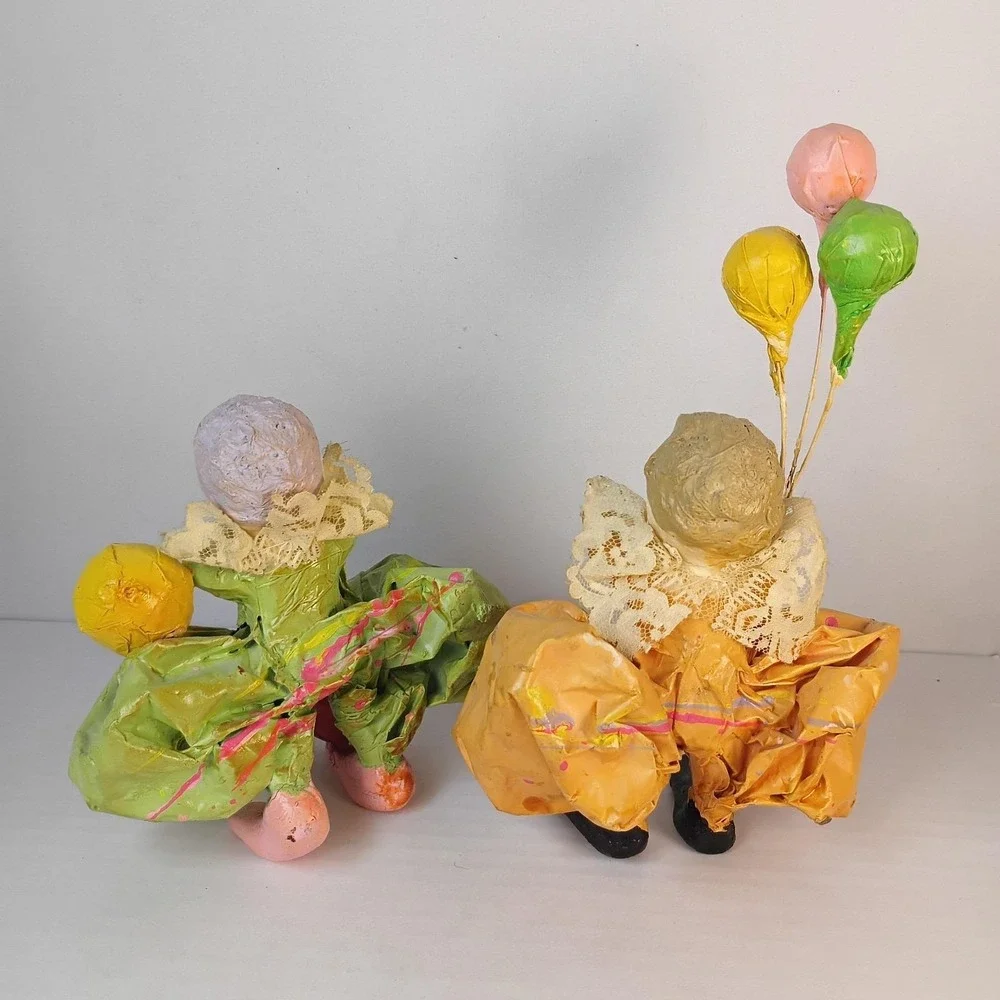 Set of 2 Vintage Mexican Folk Art Paper Mache Clown Bunch of Balloons Figurines